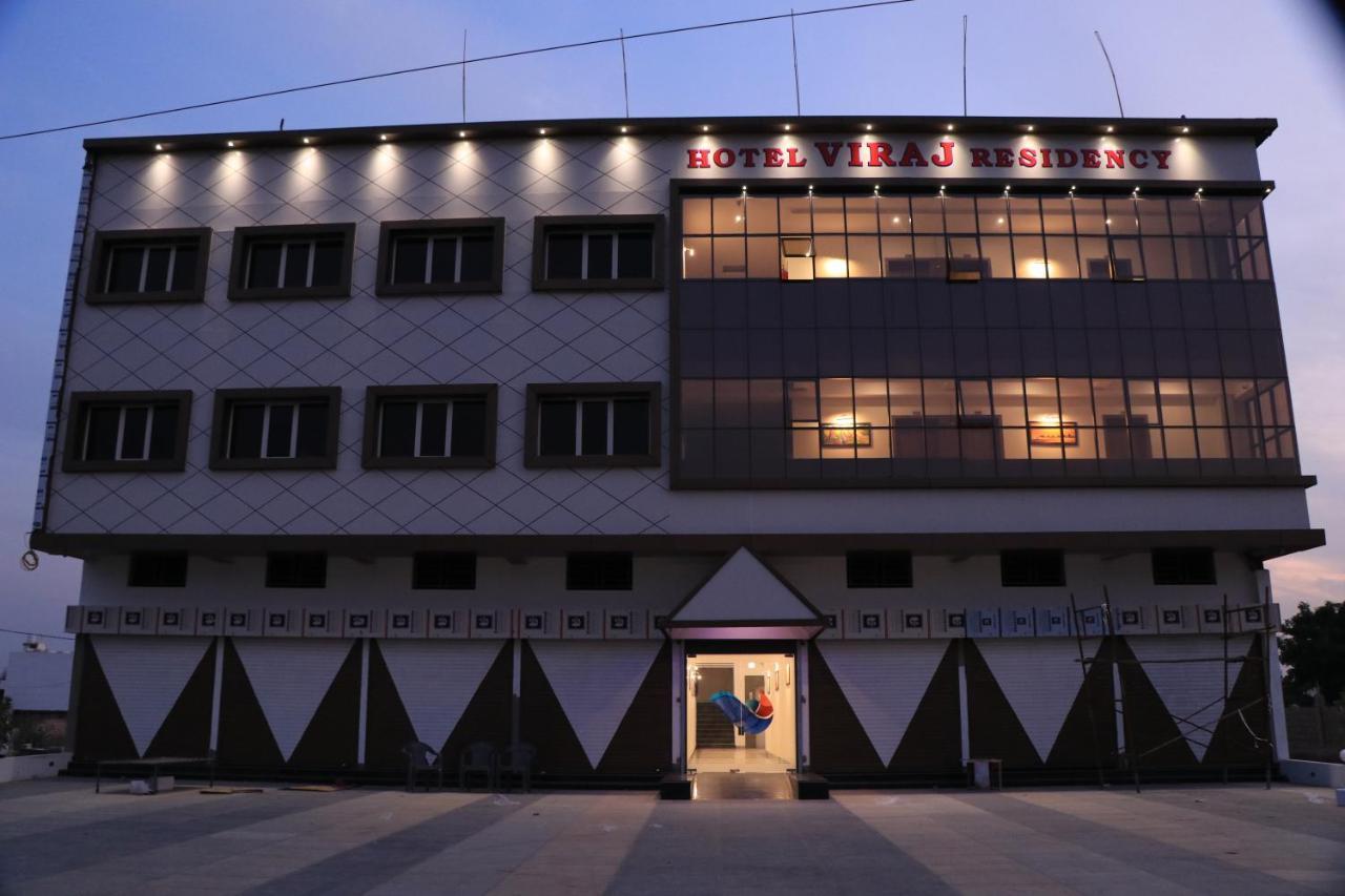 Hotel Viraj Residency Bhuj Buitenkant foto