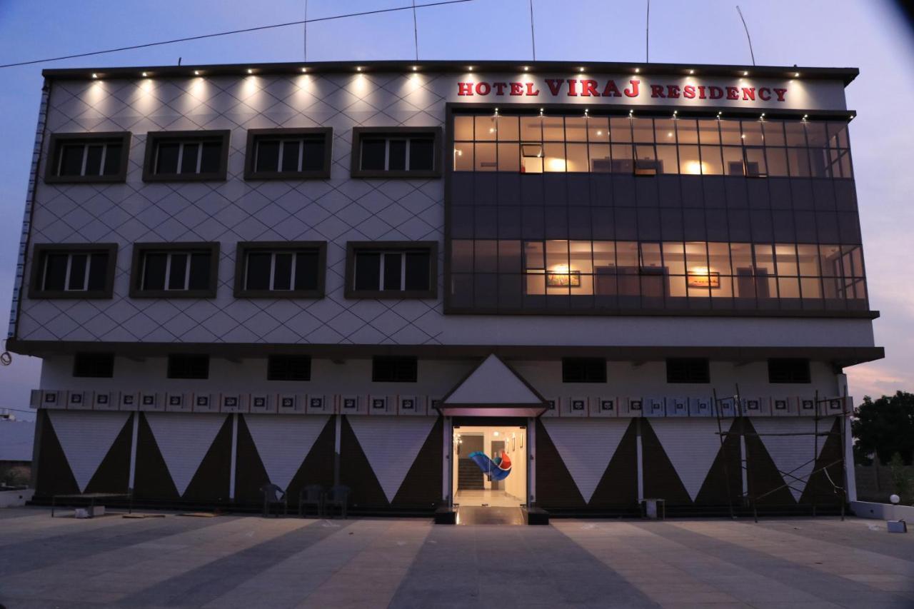 Hotel Viraj Residency Bhuj Buitenkant foto